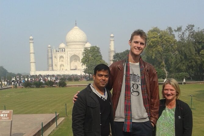 Exclusive Full-Day Tour of Taj Mahal and Agra Fort Agra City - Agra Fort: Red Sandstone Walls and Mughal Memories