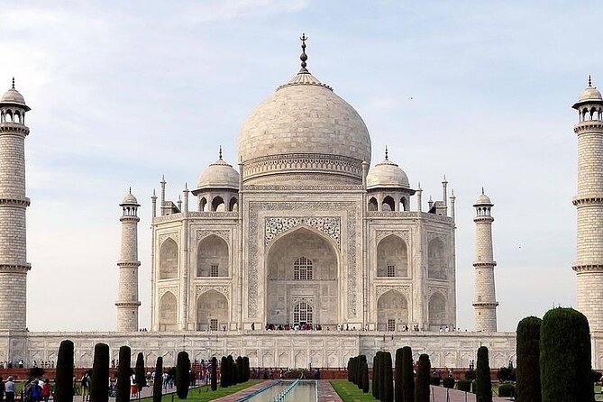 Exclusive North India with Varanasi (Delhi-Jaipur-Agra-Orcha-Kamasutra Temple) - Delhi arrival that actually starts the trip