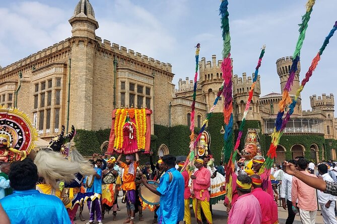 Experience Bangalore - City Tour, Authentic Food & market (Food/Culture/History) - Kote Venkataramana Temple and Bangalore Fort: sacred calm and stern walls
