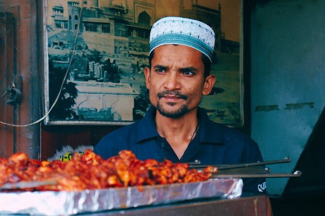 Explore Delhi Half-Day Tour with Agra Drop - Should you book this tour?