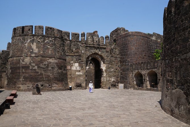 Explore UNESCO Ellora-Ajanta caves-two days guided tour with other attraction - How the itinerary timing really feels in real life