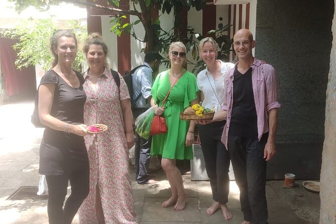 Filter Kaapi: A food walk by tourism ministry approved company - Small group size: why your guide can actually teach you