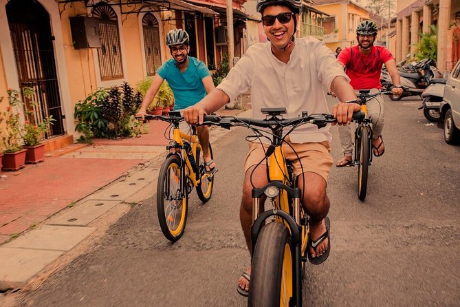Fontainhas Tales & Trails: E-Bike Adventure Journey - Snacks, refreshments, and why small breaks matter