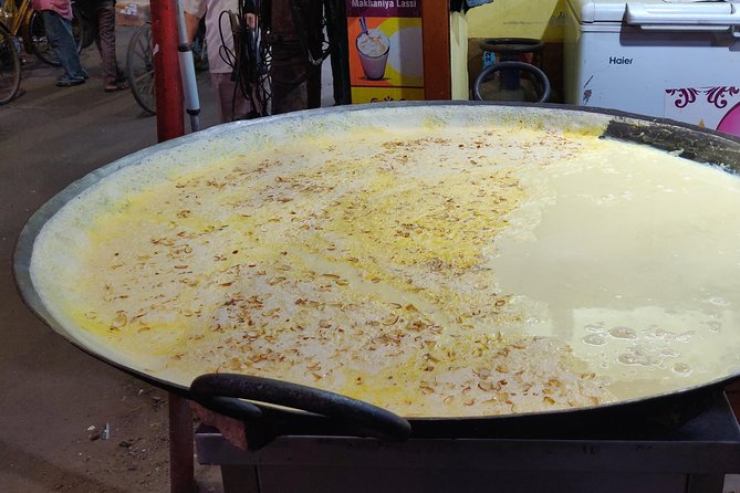 Food Trail Through Sowcarpet Market: A Taste of Chennai - Sowcarpet Market at 4pm, and why that timing works