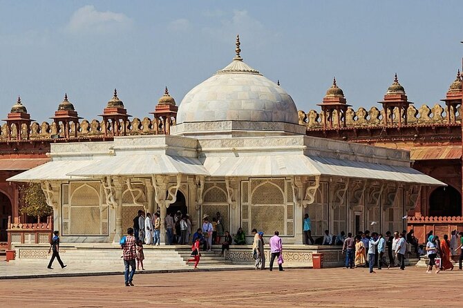 From Agra: 1 day Taj Mahal Sunrise Tour With Fatehpur Sikri - Private pickup across Agra, and why it matters in real life