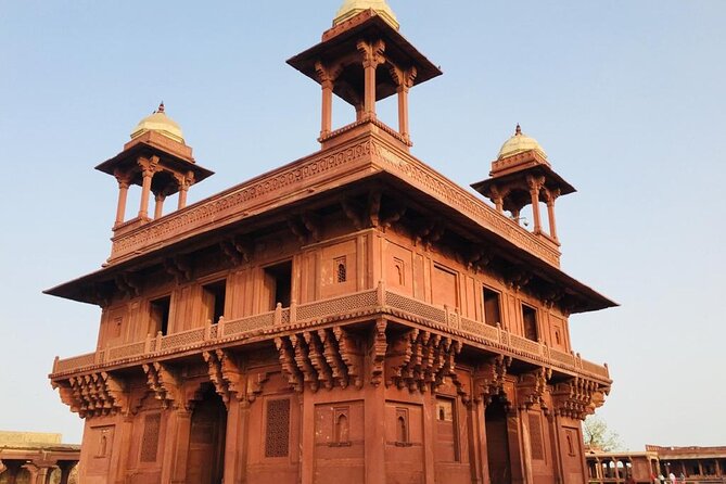 From Agra: 1 day Taj Mahal Sunrise Tour With Fatehpur Sikri - Price and logistics: what $20 really gets you