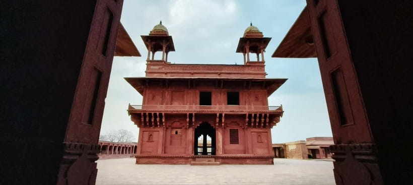 From Agra : Fatehpur Sikri Sightseeing by Private Car - Who this day trip suits best
