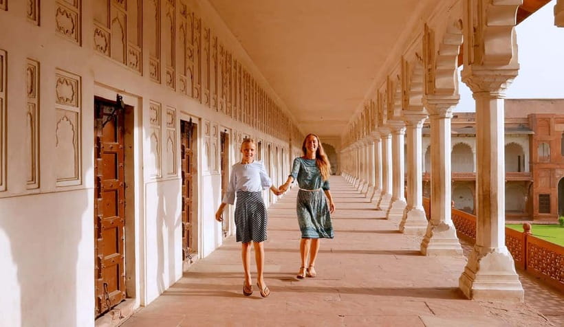 From Agra: Half Day Sunrise Tour of Taj Mahal with Agra Fort - The 5:30 AM pickup and AC ride, with time-saving built in