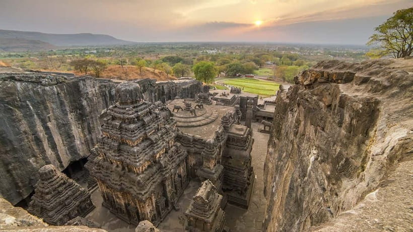 From Aurangabad: Ajanta & Ellora Day Tour with All Inclusion - Building the day around your guide and driver