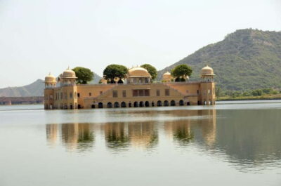 2-day Golden Triangle trip to Agra and Jaipur
