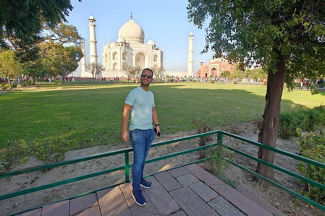 From Delhi : Full Day Taj Mahal & Agra Tour by Car - Value and budget: where $65 really lands
