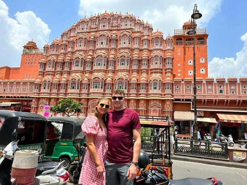 From Delhi: Jaipur Private Guided Day Tour - Amber Fort: the hilltop views and guided architecture