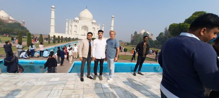 From Delhi One Day Agra & Taj Mahal Round Trip - Should you book this Delhi to Agra day trip?