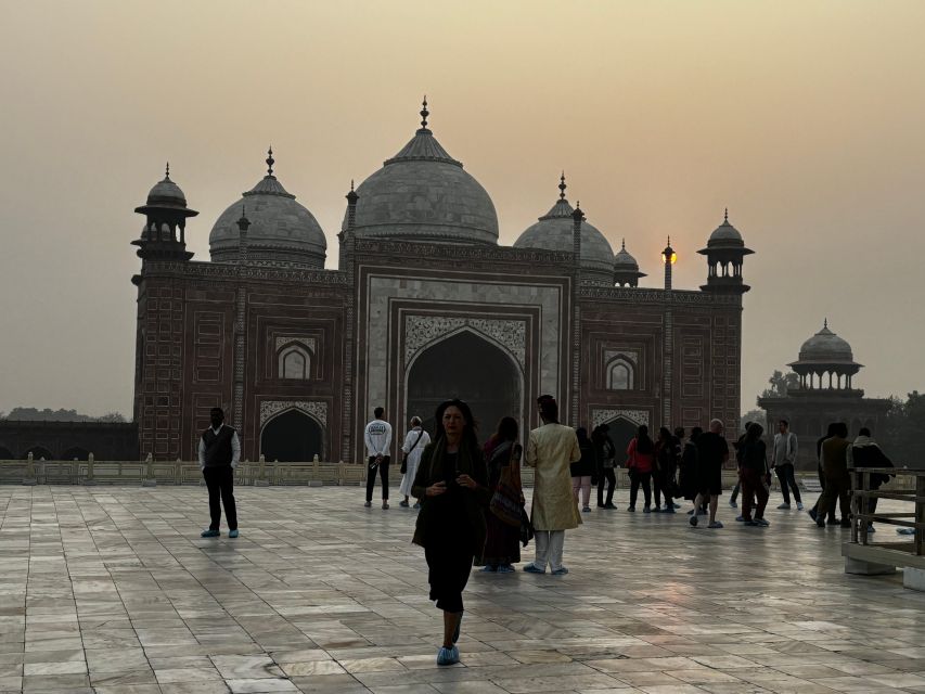 From Delhi One Day Agra & Taj Mahal Round Trip - Itmad-Ud-Daulah, Baby Taj, and what to look for at the end