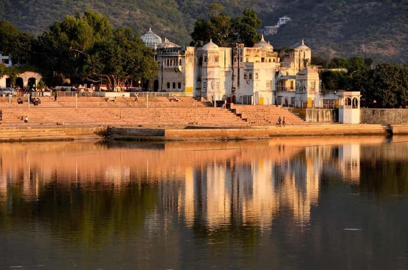 From Delhi: Private 5-Day Golden Triangle Tour Love Triangle - Delhi’s Major Landmarks: Lotus Temple, Qutub Minar, India Gate, and Humayun’s Tomb