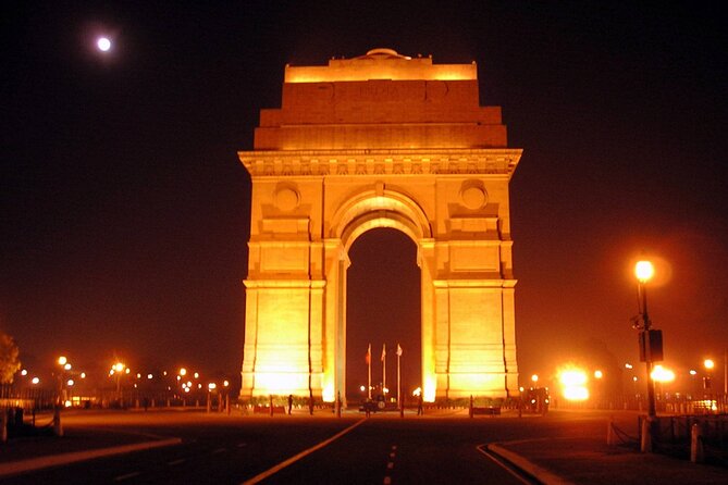 From Delhi : Private Full Day Old and New Delhi City Tour - Starting in Chandni Chowk, then flying through the senses