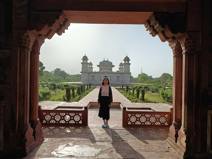From Delhi: Private Layover Taj Mahal Day Tour By Car - Taj Mahal time block: guided visit, photos, and calm pacing