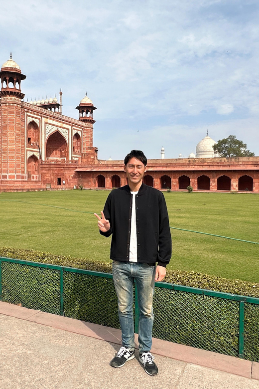 From Delhi: Private Taj mahal and Agra Fort with Car Tour - Quick hits