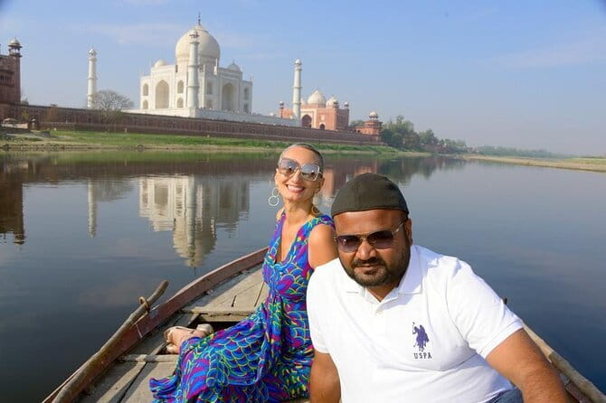 From Delhi: Private Taj Mahal Sunrise Tour with Agra Fort - Breakfast at a 5-star hotel, then Bedai Jalebi if you’re hungry