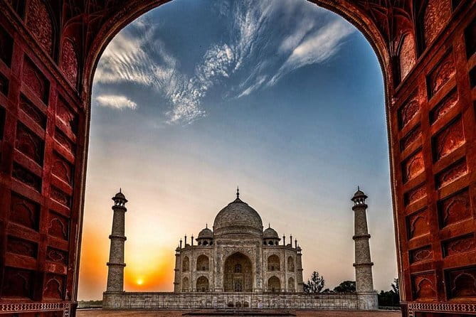 From Delhi: Private Taj Mahal Sunrise Tour with Agra Fort - Optional Mehtab Bah for extra viewpoints if time allows