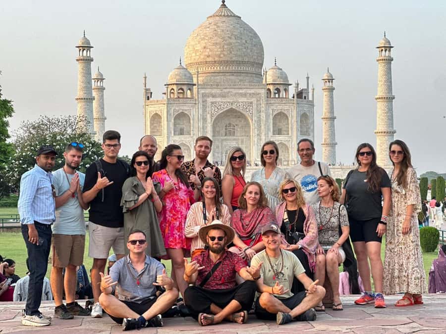 From Delhi: Same Day Taj Mahal Tour with lunch in 5 star - Agra Fort: Mughal Power and the Capital Shift You Can Actually See