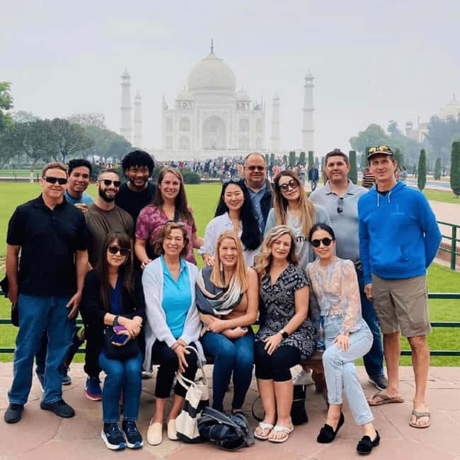 From Delhi: Skip-the-line Taj Mahal Shared Group Tour - A smooth day trip from Delhi to Agra