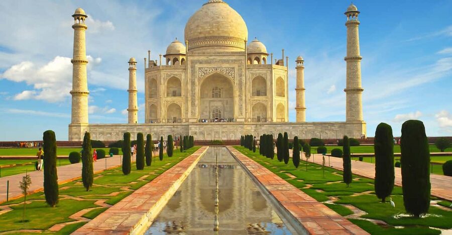 From Delhi: Sunrise Taj Mahal Tour By Car with Breakfast - Taj Mahal sunrise: how the guide improves what you see