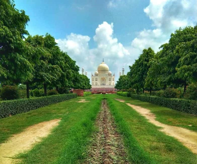 From Delhi: Taj Mahal & Agra City Private Tour By Suv Car - Guides and drivers make the day feel easy