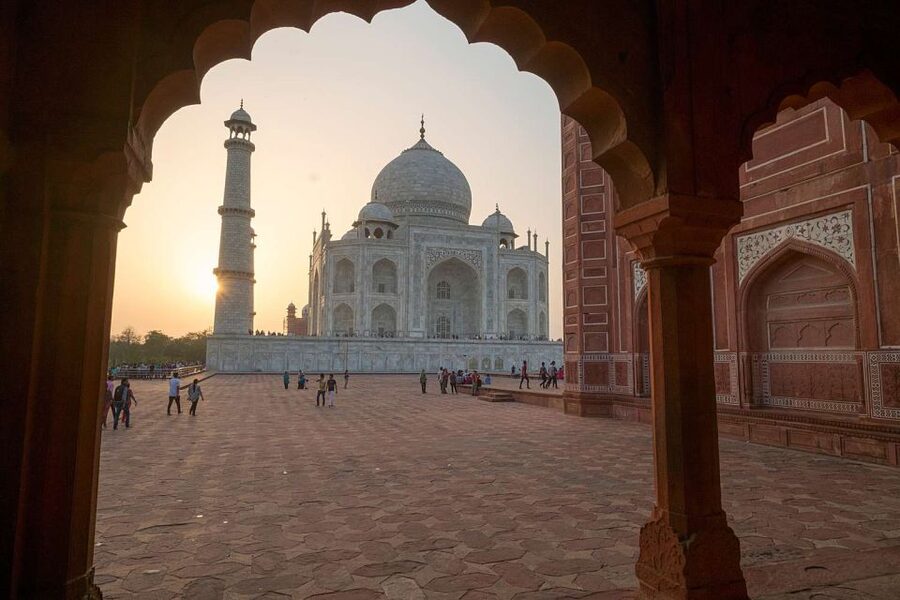From Delhi: Taj Mahal & Agra City Tour By Gatiman Train - Why the Gatiman Express makes Agra feel doable