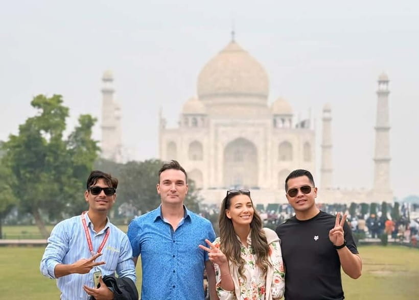 From Delhi: Taj Mahal & Agra Day Tour by Superfast Train - Entering the Taj Mahal With a Guide and a Plan