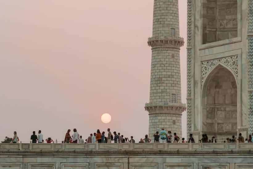 From Delhi: Taj Mahal, Agra & Mathura Tour by Car - Guides, Punctuality, and Photo Help That Makes a Difference