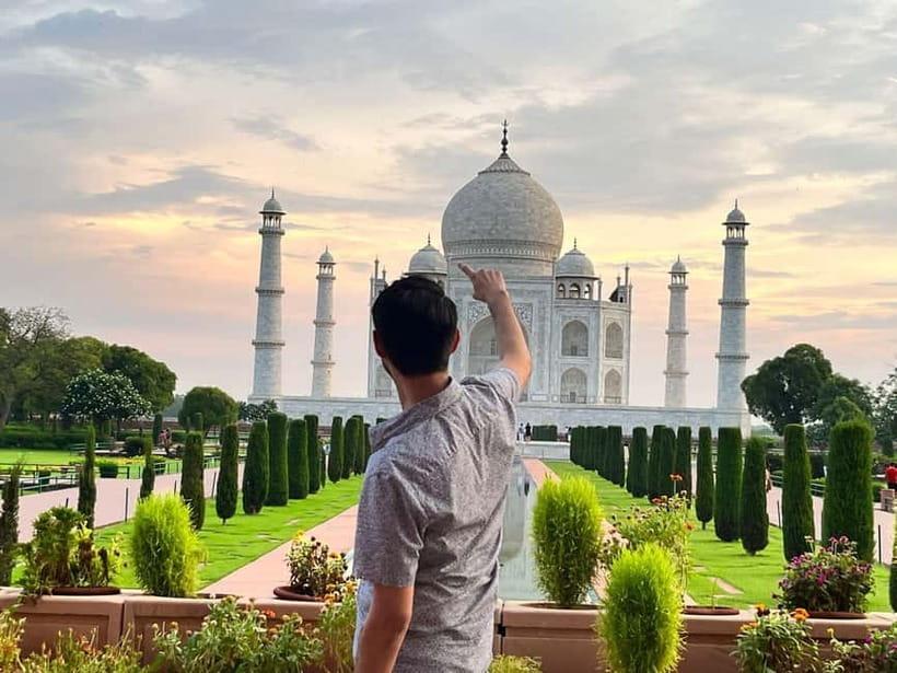 From Delhi : Taj Mahal & Agra Private Day Tour by Car - Morning Pickup and the Yamuna Expressway Drive