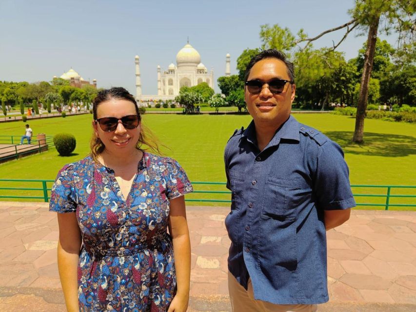 From Delhi: Taj Mahal & Agra Private Day Tour With 5<em> Lunch – Key highlights worth marking on your mental map’ /></p>
<ul>
<li><strong>Sunrise Taj Mahal visit</strong> for softer light and a calmer start to the day</li>
<li><strong>Expert guides with strong presentation</strong>, including French-speaking Javed and photo-friendly guidance from Vijay Chauhan</li>
<li><strong>Agra Fort inside access to palaces and courtyards</strong>, not just a quick look outside</li>
<li><strong>Baby Taj (Itmad-ud-Daulah’s Tomb)</strong> with intricate marble inlay details you can actually slow down for</li>
<li><strong>Lunch at a 5-star hotel buffet</strong> with both Indian and global dishes to keep energy up</li>
<li><strong>Private transport plus hotel or airport pickup and drop-off</strong> across Delhi NCR</li>
</ul>
<h2 id="from-delhi-to-agra-the-ride-is-part-of-the-value">From Delhi to Agra, the ride is part of the value</h2>
<p><img width="866" height="650" decoding="async" src=