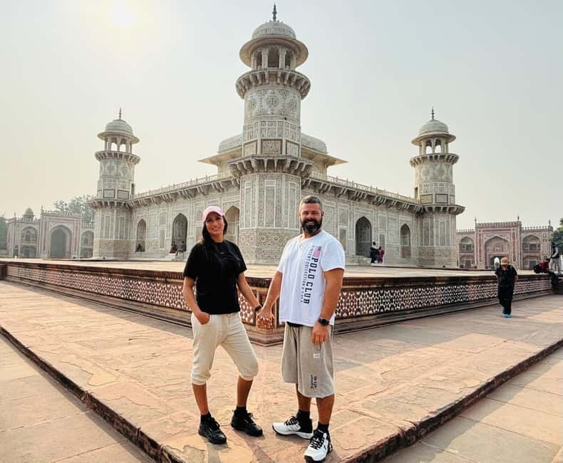 From Delhi: Taj Mahal & Agra Tour by Gatimaan Express Train - Coming back to Delhi, train dinner and the end-of-day reset