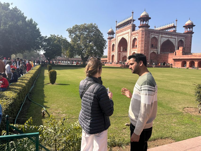 From Delhi: Taj Mahal Sunrise and Agra Fort Private Tour - DoubleTree by Hilton Agra breakfast: optional, but a smart reset
