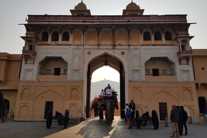 From Jaipur-2 Days Jaipur and Agra Tour by Car All Inclusive Tour - Price and value: is $200 per person a fair deal?