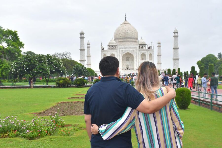 From Jaipur: Agra Private Day Trip with Taj Mahal &Agra Fort - Agra Fort: where Mughal power feels real