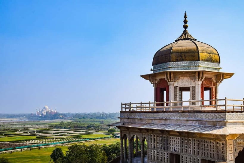 From Jaipur: Agra Private Day Trip with Taj Mahal &Agra Fort - The long drive, handled in an AC comfort bubble