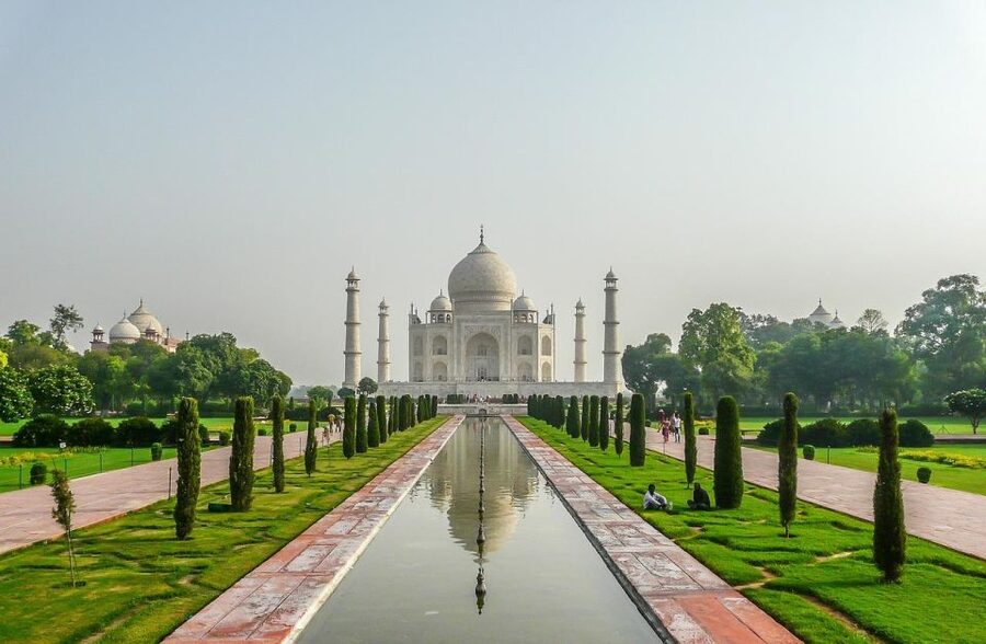 From Jaipur: Private Taj Mahal Sunrise & Agra Fort Tour - Key moments that make this one-day trip work