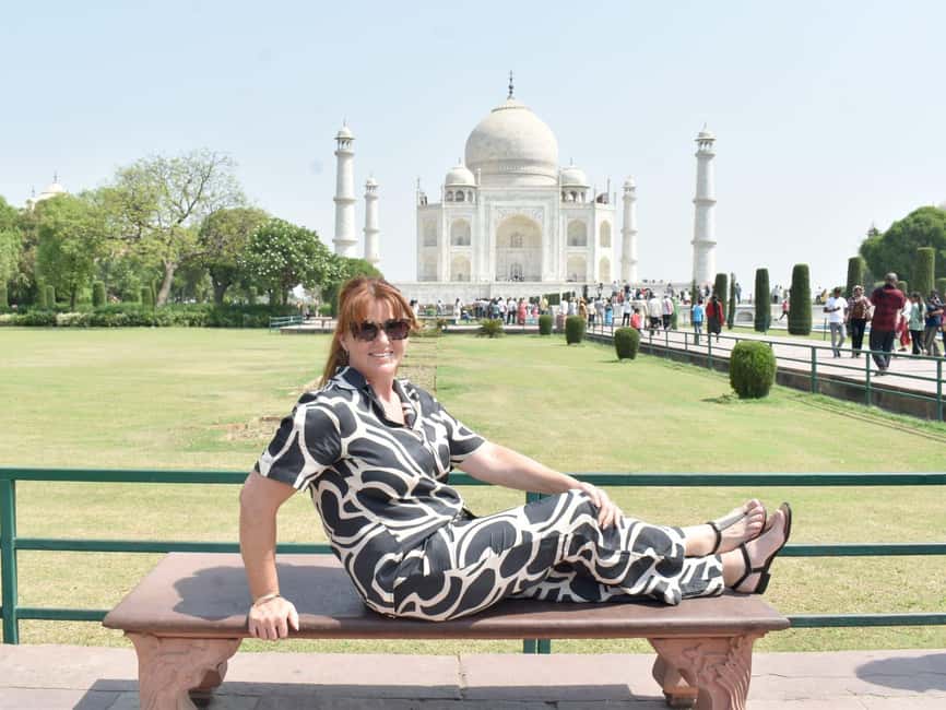 From Jaipur: Private Taj Mahal Sunrise & Agra Fort Tour - Private driver and the car setup that matches your group