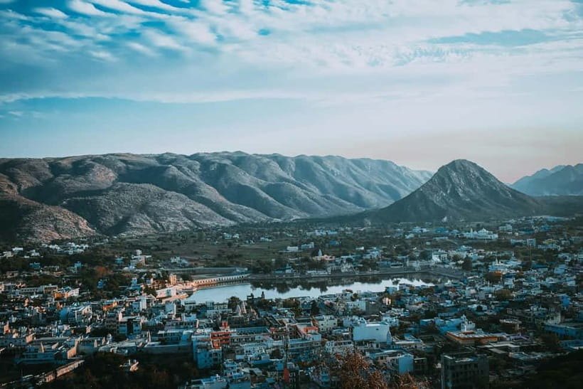 From Jaipur: Pushkar and Ajmer Private Day Trip - Jaipur to Pushkar, the drive and the first shift in mood