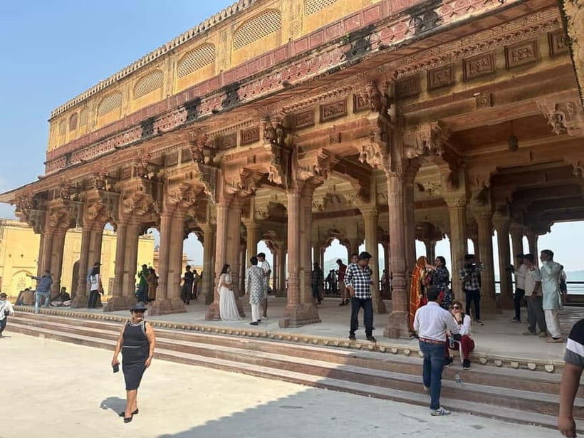 From Jaipur: Taj Mahal, Agra Fort, Baby Taj Day Trip by Car - Lunch Break in Agra: Where Time Can Slip