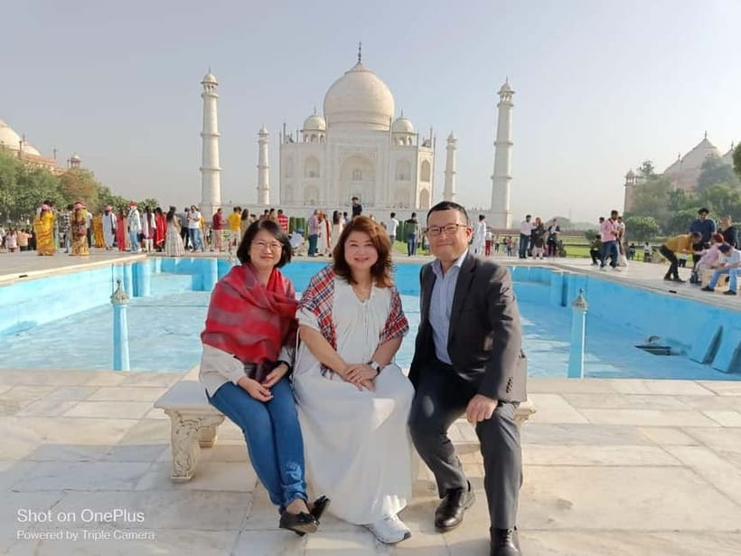From Jaipur: Taj Mahal & Agra Private Guided Day Tour - Buffet Lunch at Courtyard by Marriott Agra: A Real Reset
