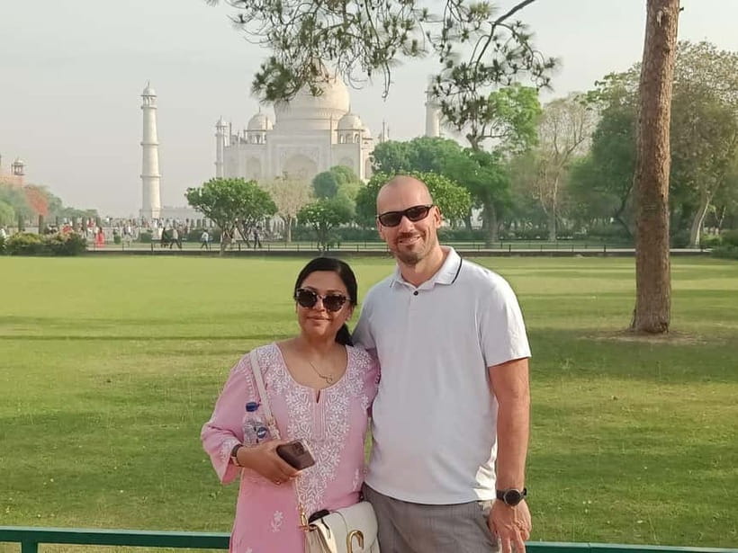 From Jaipur: Taj Mahal & Agra Private Guided Day Tour - Your Guide and Driver Team: Where the Experience Really Becomes Personal