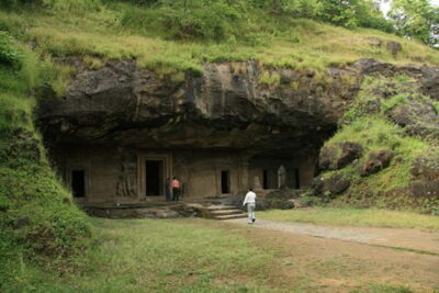 Half-Day Elephanta Caves Tour with Ferry Ride