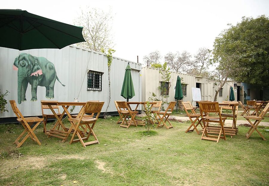 From New Delhi: Taj Mahal and Elephant Conservation Centre - Price and value: where the $12 figure makes sense