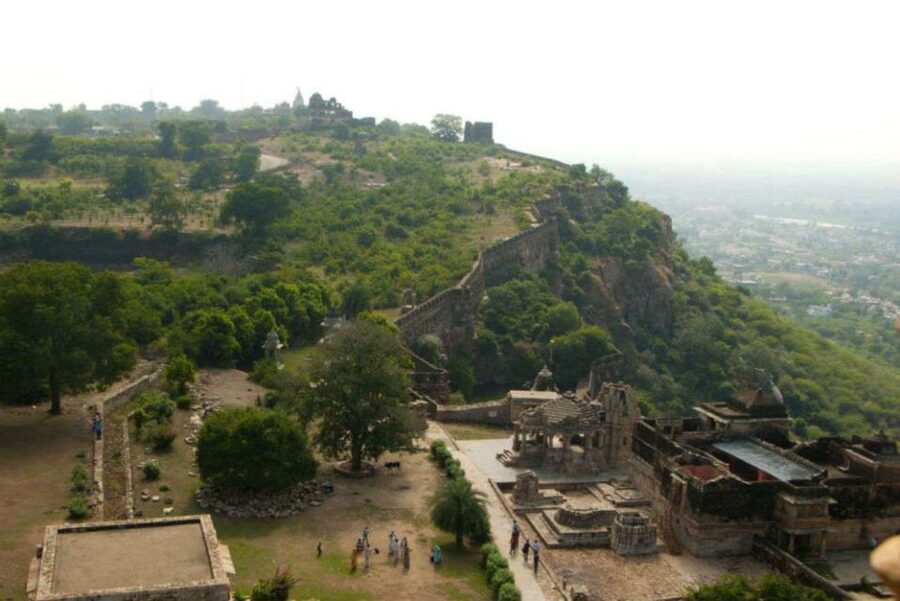 From Udaipur: Private Day Trip to Chittorgarh Fort - Door-to-Door Private Ride From Udaipur to Chittorgarh Fort