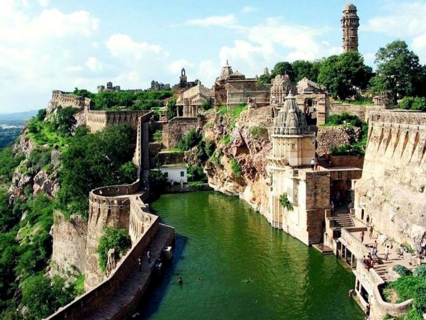 From Udaipur: Private Day Trip to Chittorgarh Fort - Inside Chittorgarh Fort: UNESCO Ruins You Can Explore Your Way