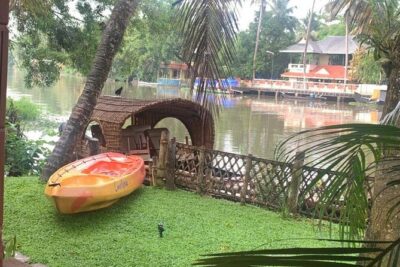 Full Day Canoe Cruise with Village Life and Local Food