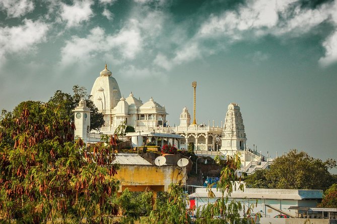 Full-Day Experiential Hyderabad Tour - Laad Bazaar and the line between shopping and being steered